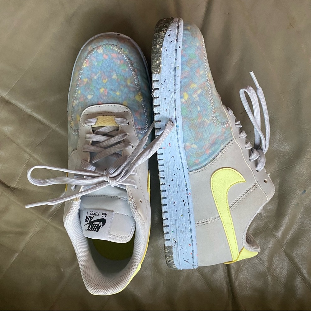 Nike Air Force 1 Low - Multicolor and Yellow